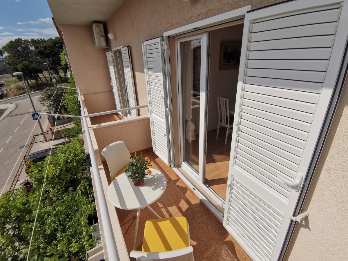 Apartmani Riba Makarska Exterior foto