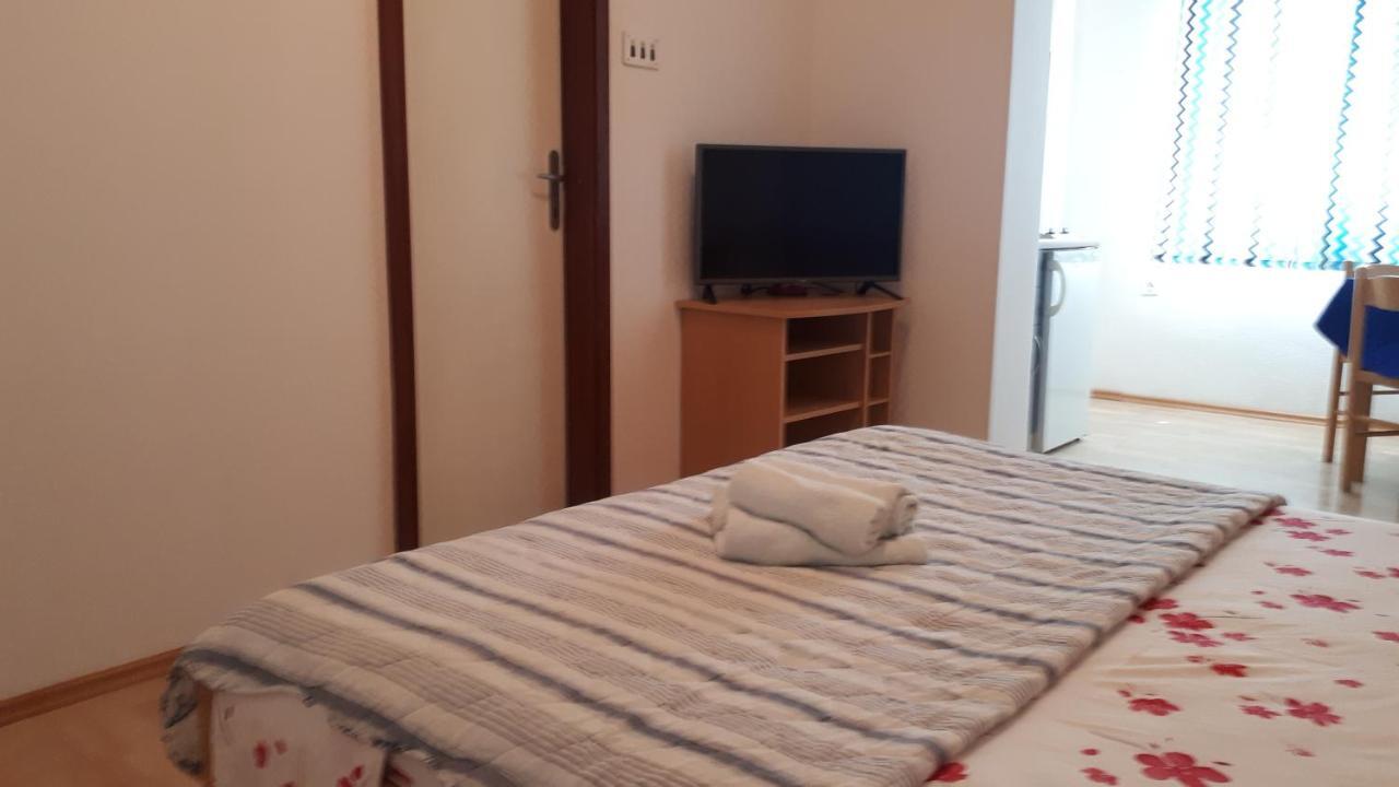 Apartmani Riba Makarska Exterior foto